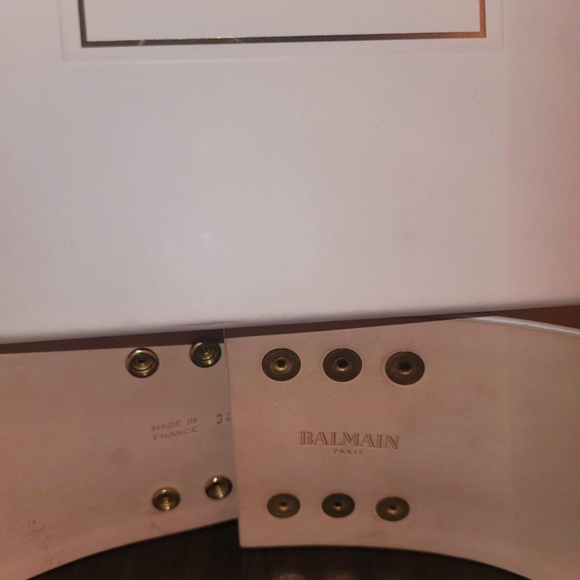 Balmain White with Embellished Gold Chain Waist Belt size 34 - Picture 2 of 4